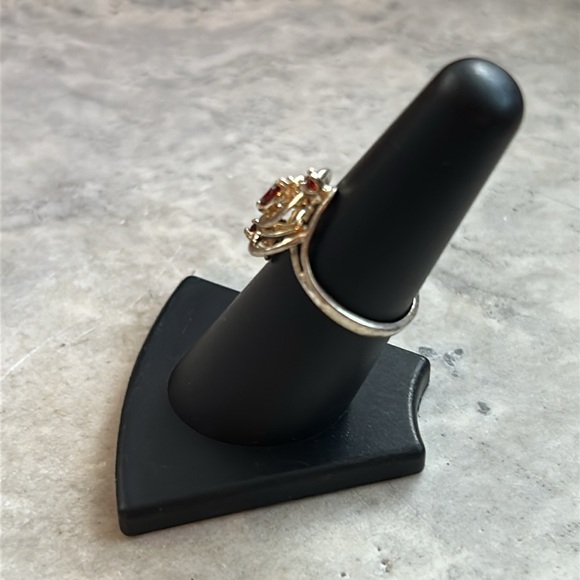 Elegant Vintage Garnet Gemstones Ring Size 7 1970-1980’s Ring Genuine Garnets - Picture 3 of 9